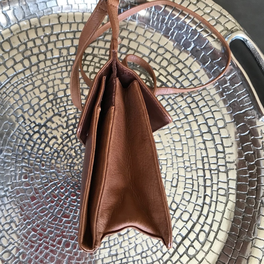 FOSSIL LEATHER SADLE CROSSBODY BAG - Picture 10 of 16